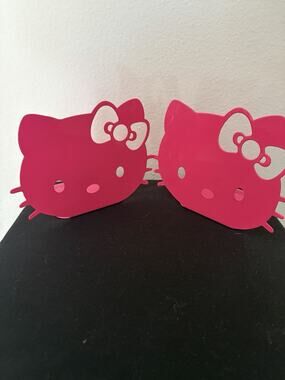 Hello Kitty Pink Metal Bookends 2 Pieces